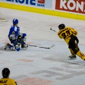 KHL_Mladost_KHL_MEDVESCAK_PH_17102011_0175