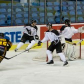 KHL_Mladost_vs_HK_Partizan_22102011_0030