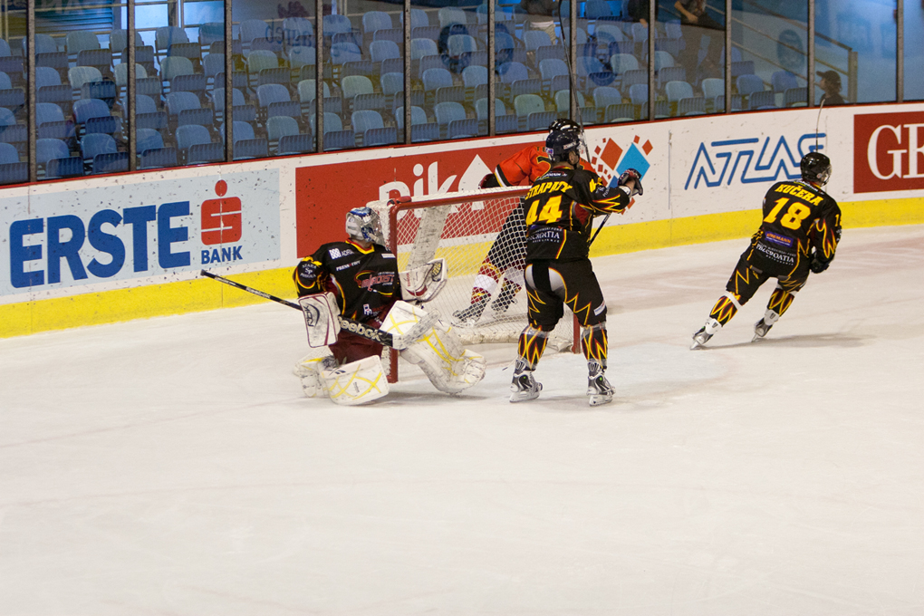 KHL Mladost vs HDD Bled0003